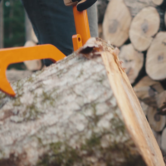 TimberOX Summit 30-Ton Log Splitter.