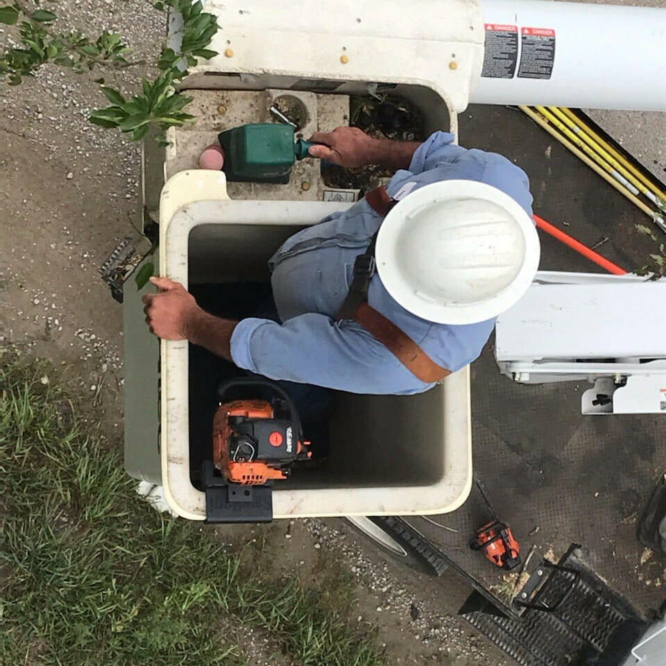 SawHaul Mount for Aerial Bucket Trucks.